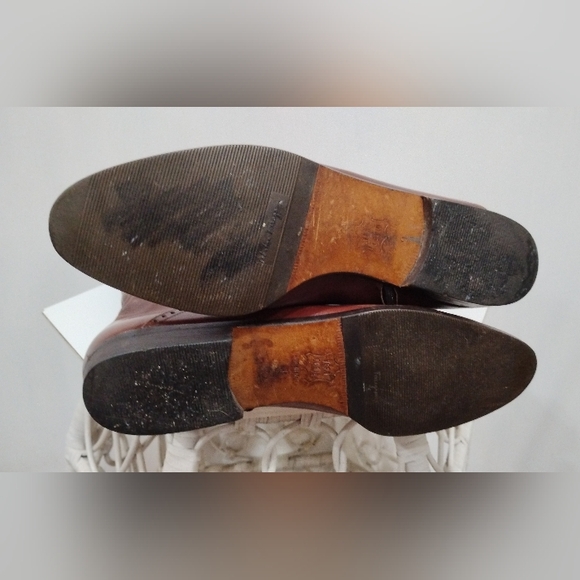 VINTAGE CORDOVAN FERRAGAMO BOOTS - Picture 5 of 16